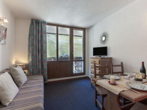 Apartment Rond Point des Pistes - Val Claret-2 by Interhome